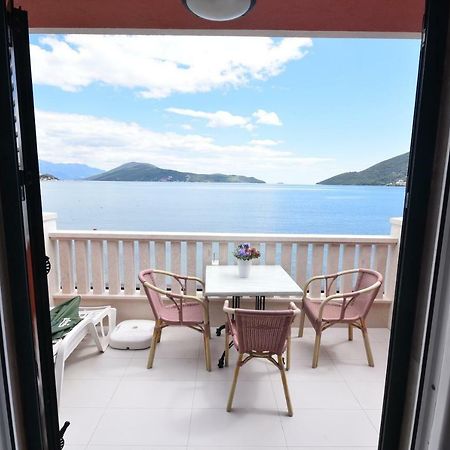 Grifone Coastline Apartment Herceg Novi Exterior photo