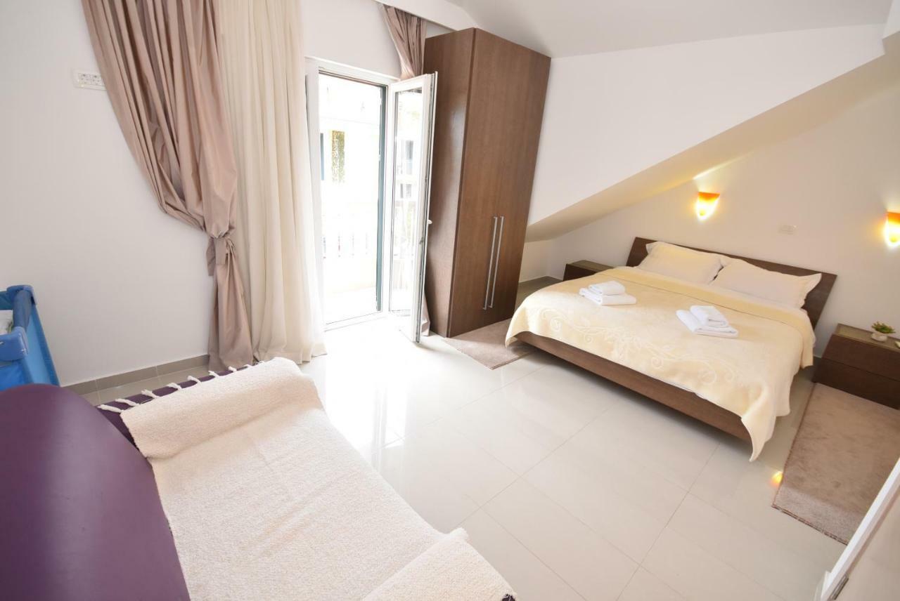 Grifone Coastline Apartment Herceg Novi Exterior photo