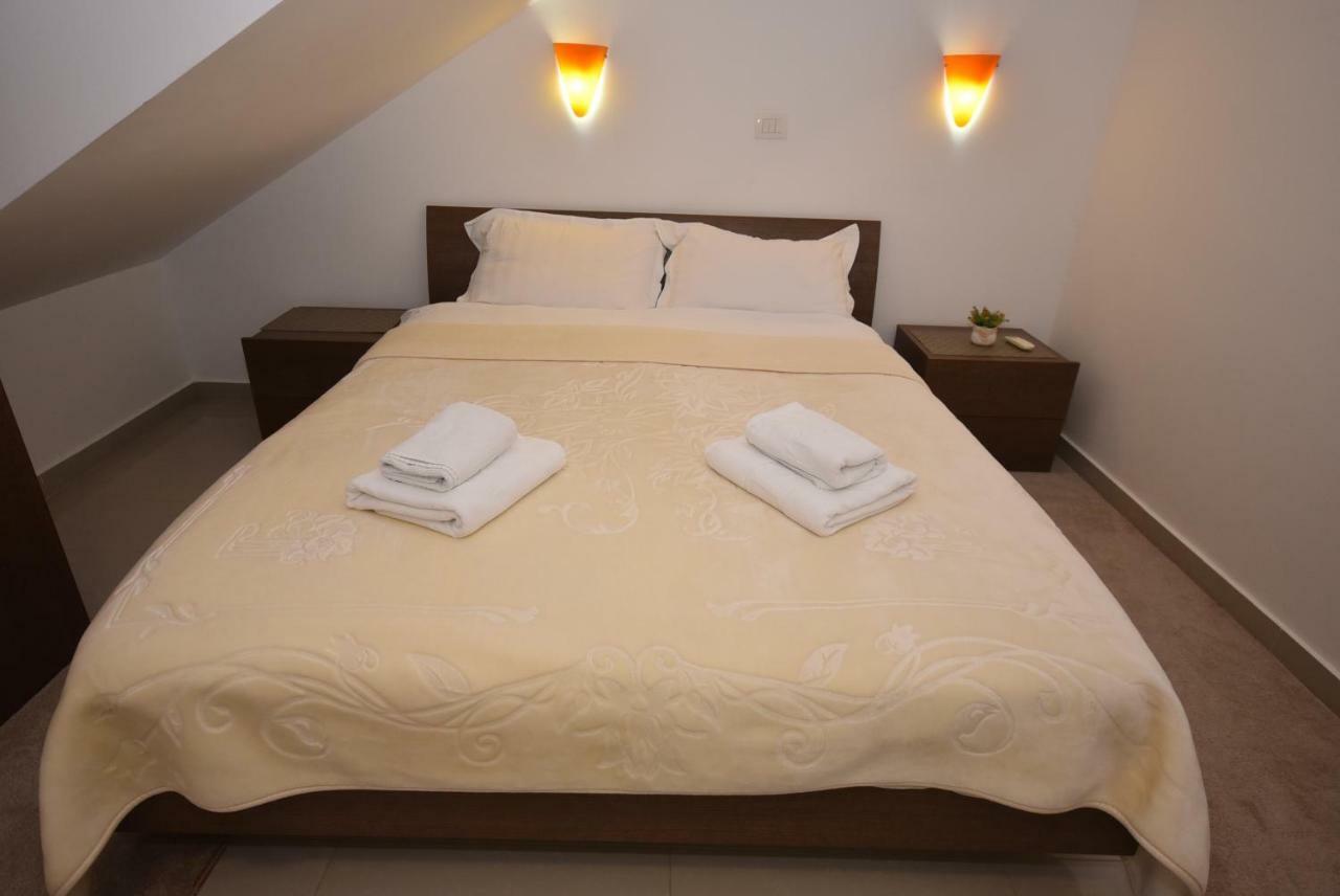 Grifone Coastline Apartment Herceg Novi Exterior photo