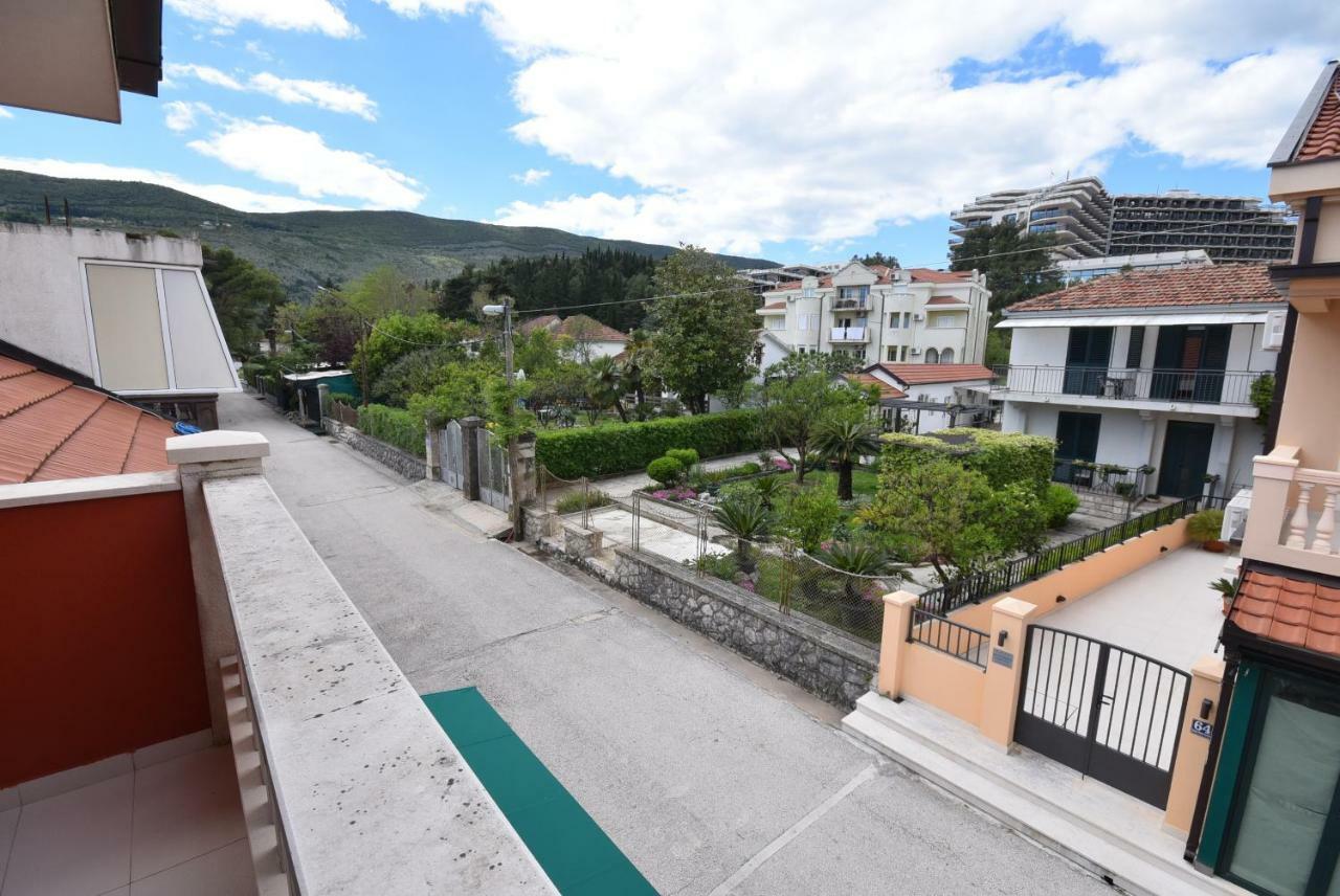 Grifone Coastline Apartment Herceg Novi Exterior photo